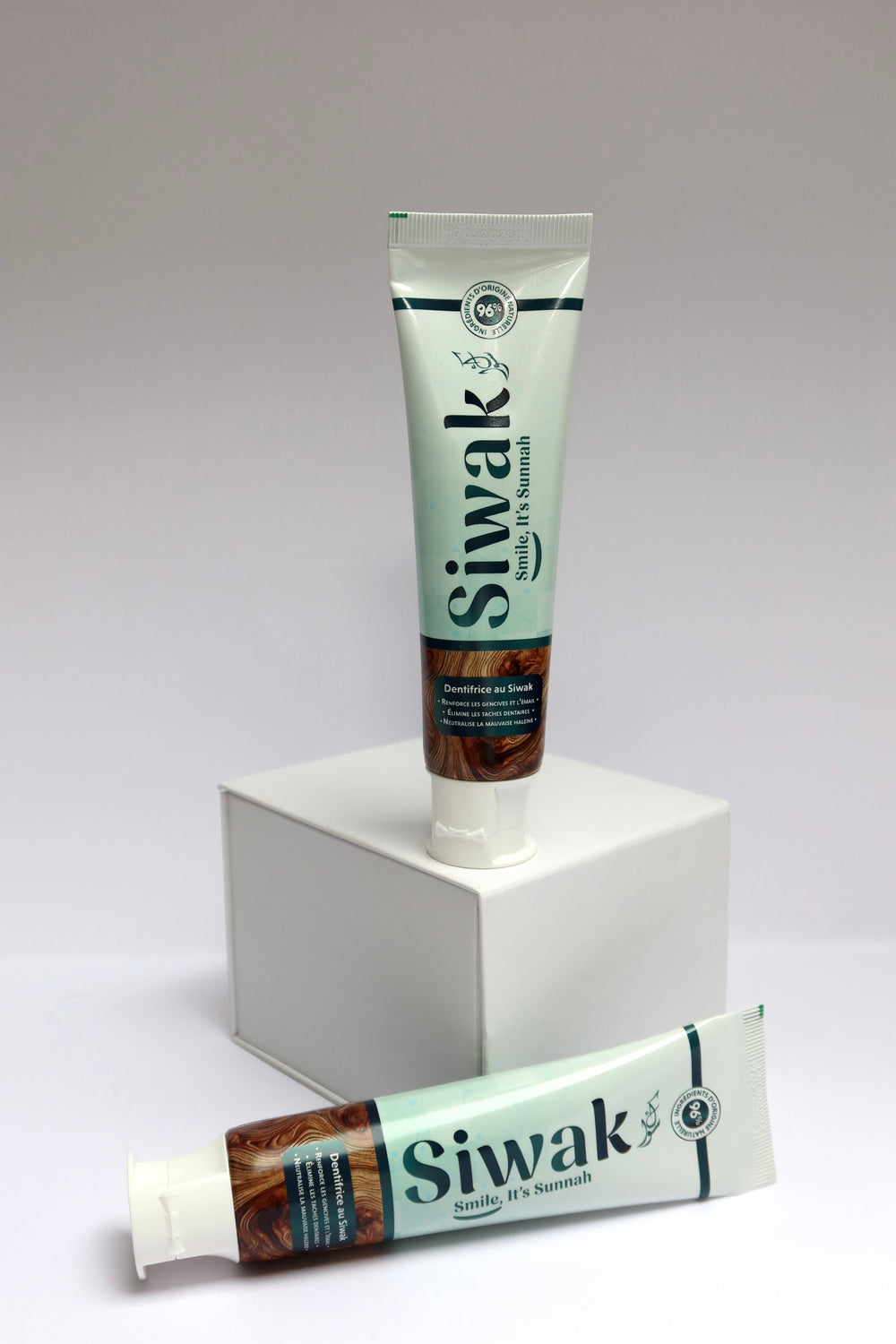 Tache blanche sur la dent : Causes & solution naturelle