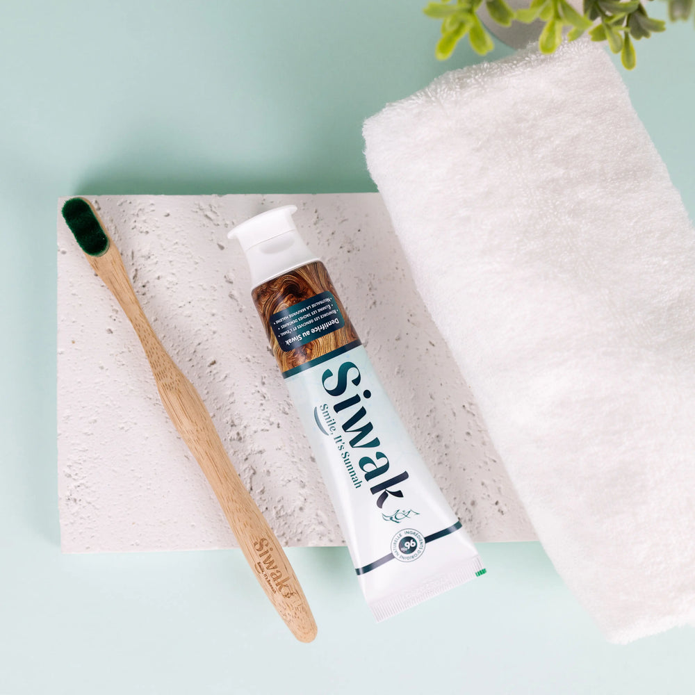Dentifrice Siwak naturel avec brosse à dents bambou et serviette spa - Routine hygiène bucco-dentaire écologique